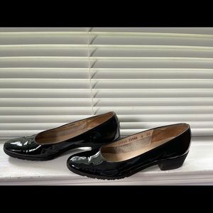 SOLD Ferragamo low black patent shoe